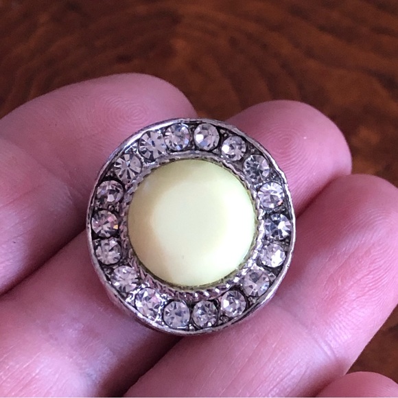 Vintage light lemon halo stone ring - Picture 1 of 9